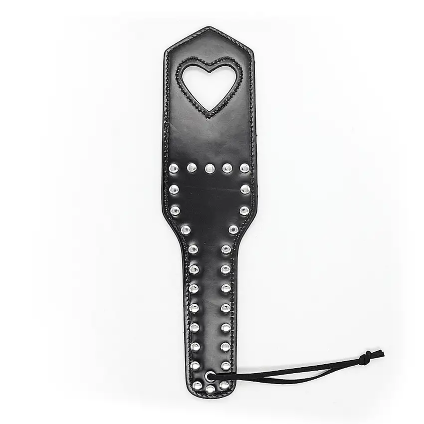 Paddle clouté avec coeur